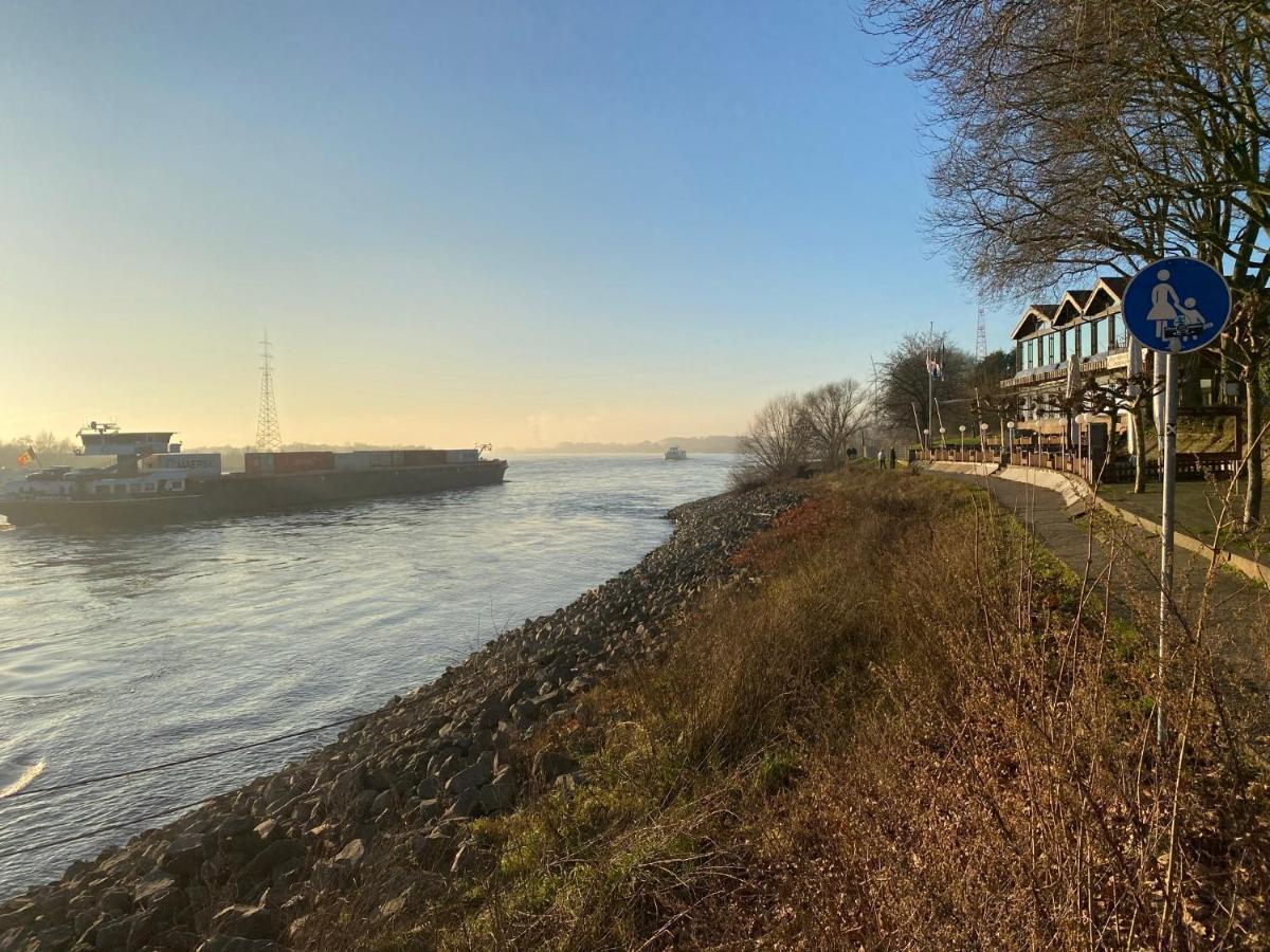 Wohnen Direkt An Der Rheinpromenade Mit Whirlpool Und Sauna Gotterswickerhamm Eksteriør billede